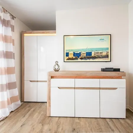 Baltic Village-damp * Damp